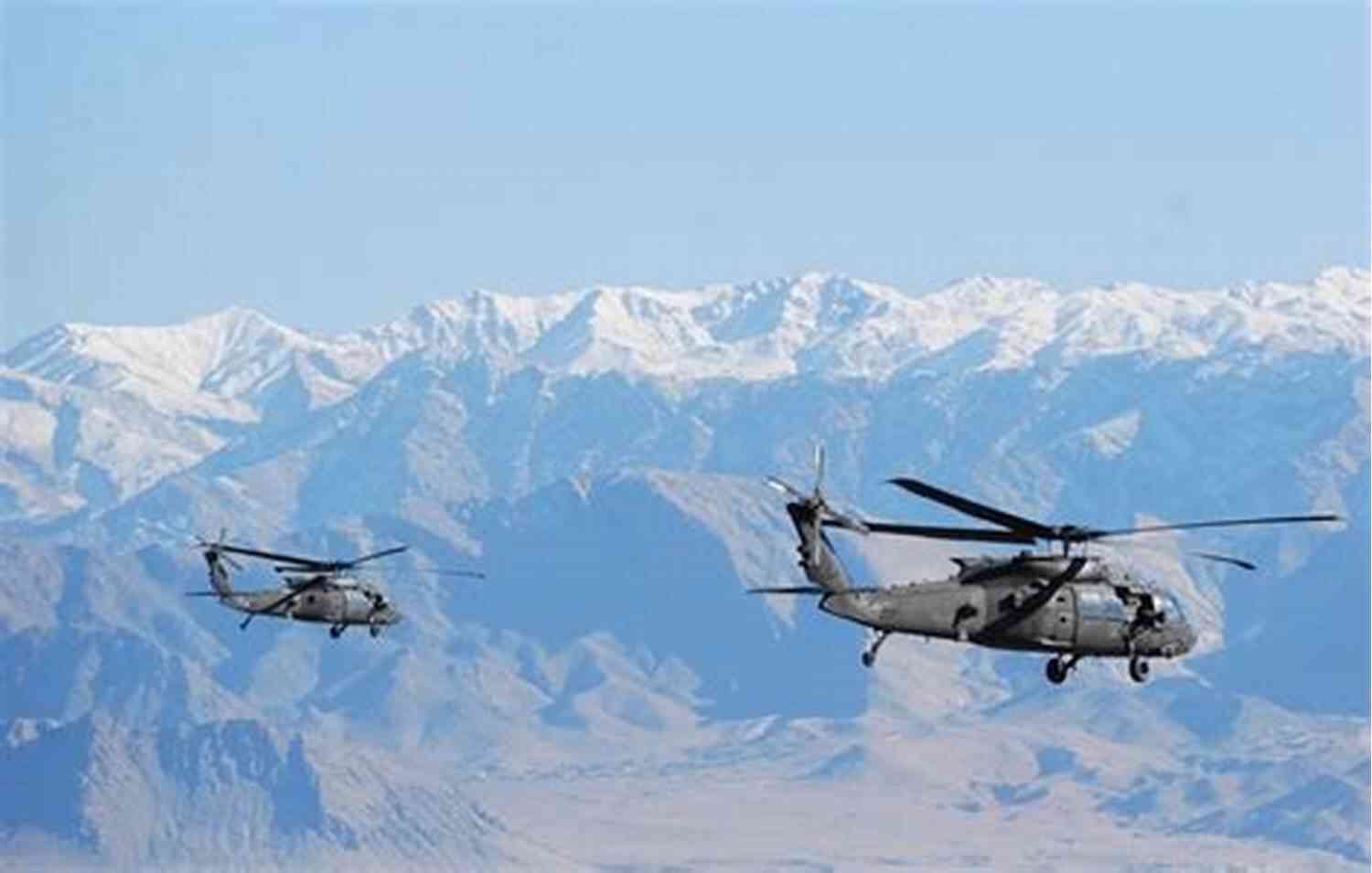 Black Hawk Helicopter Flying Over A Mountain Range In Dense Fog Airborne (Tom Clancy S Military Referenc 5)