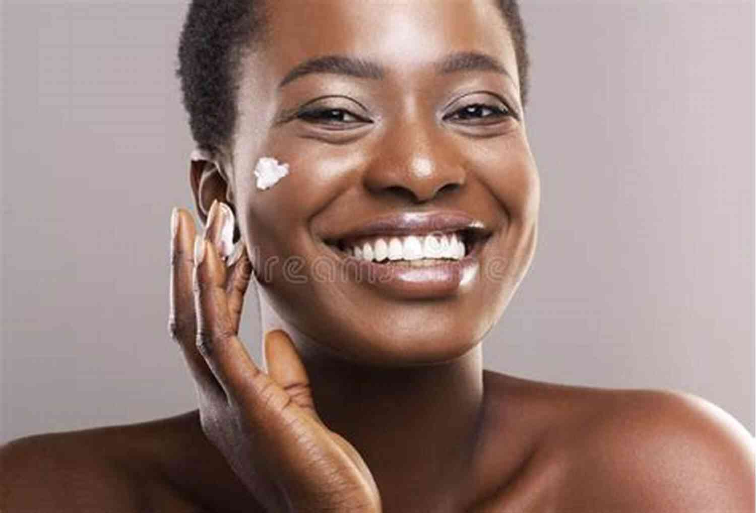 Black Girl Applying Moisturizer Skin Theory: A Black Girls Guide To Skin Care