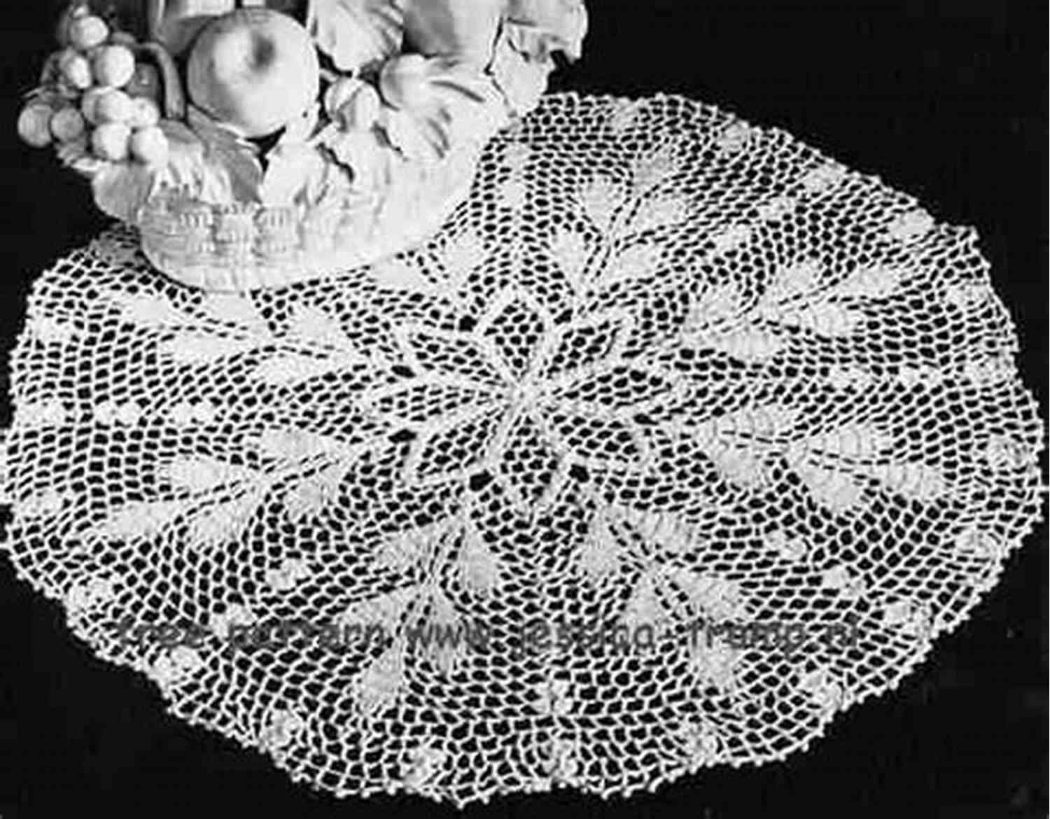 Close Up Of Autumn Wheat Doily Vintage Crochet Pattern Autumn Wheat Doily Vntage Crochet Pattern