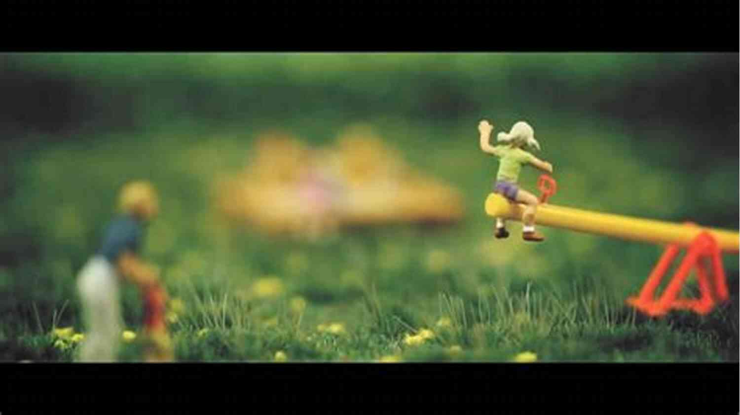 Couple Of Micro Miniatures Holding Hands On A Flowery Meadow Retired Cop Dad Becomes Meteor Girl 2: A Micro Mini Romance