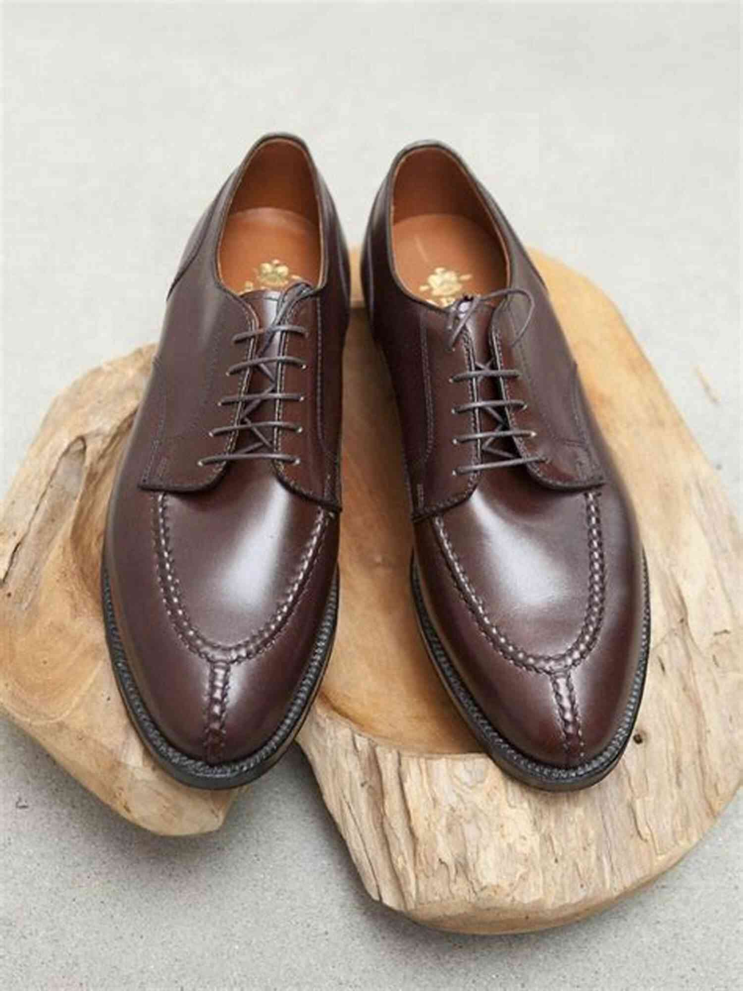 Mastering Gentlemen's Footwear Gentlemen Prefer Pulse Guide Gentlemen Prefer A Pulse: Poetry With A Hint Of Lunacy