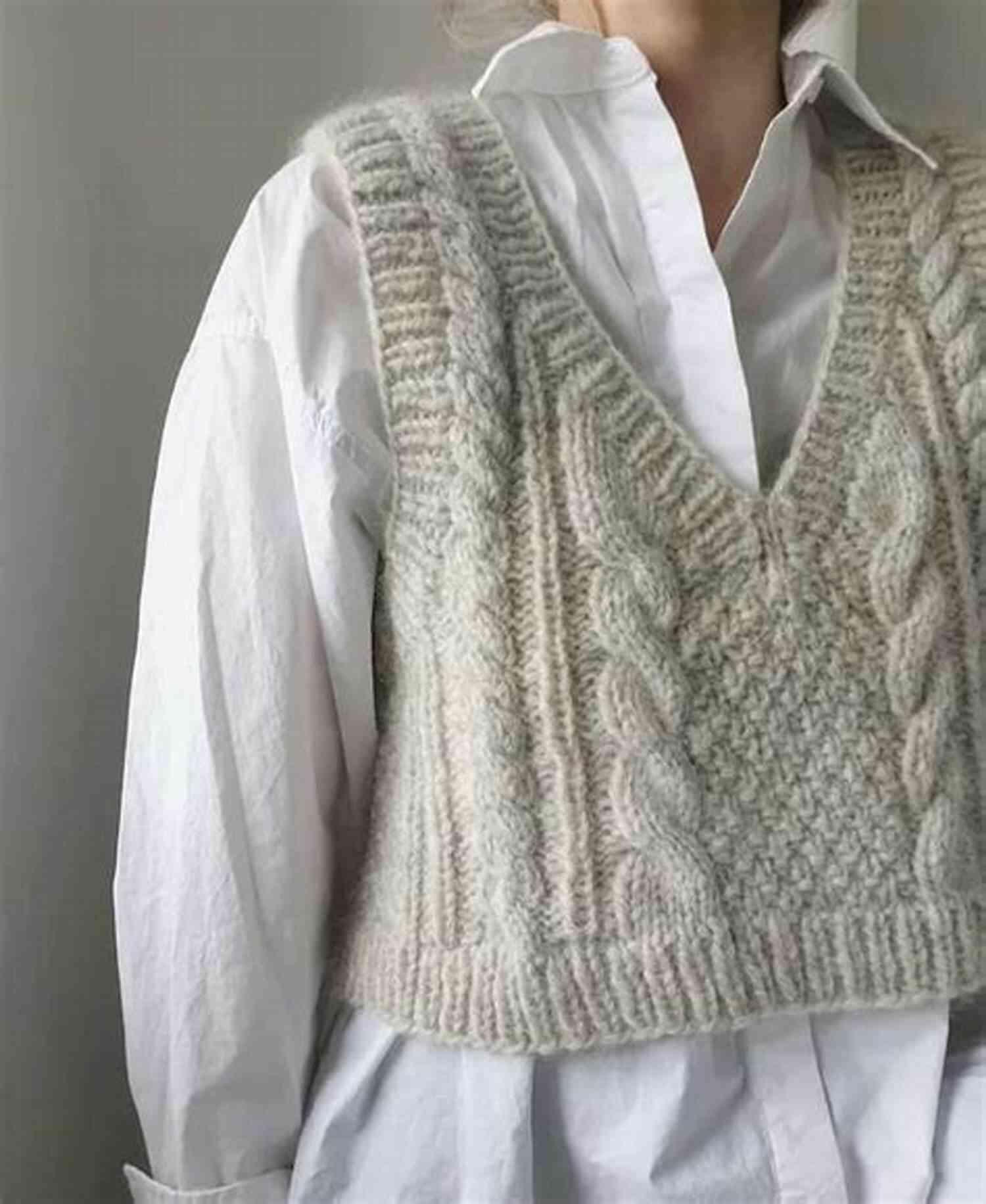 Modern Cable Knitting Pattern Accessory Knitwear Basalt Steps Shawl: A Modern Cable Knitting Pattern Accessory Knitwear