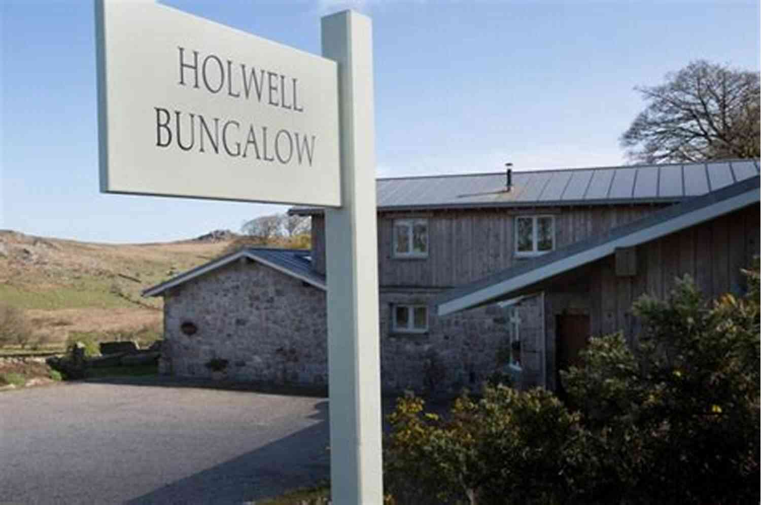 The Adventure Of The Dartmoor Bungalow A Mysterious Abode The Adventure Of The Dartmoor Bungalow: A Hercule Poirot Mystery